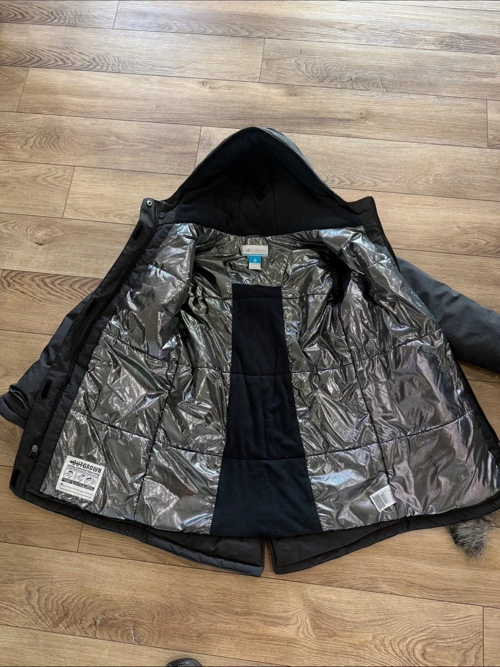 Girls Columbia Nordic Strider Jacket w/ Removable Fur Trim - size large